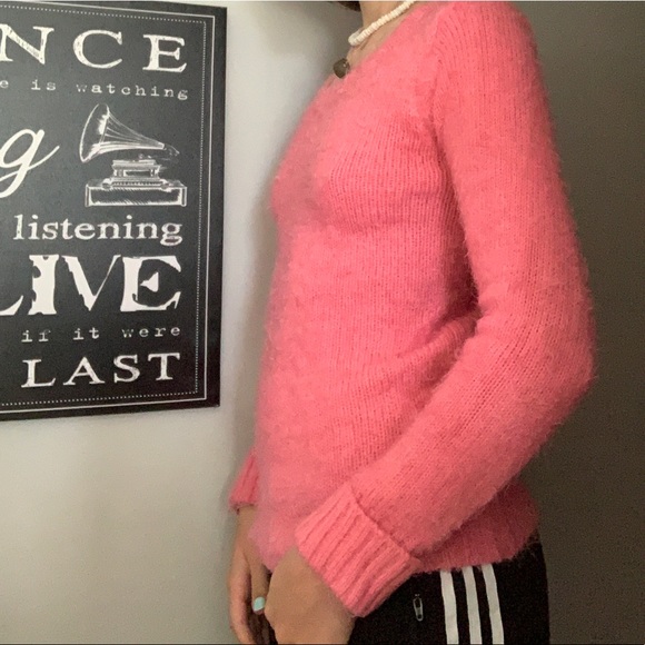 Pink sweater - Picture 3 of 5